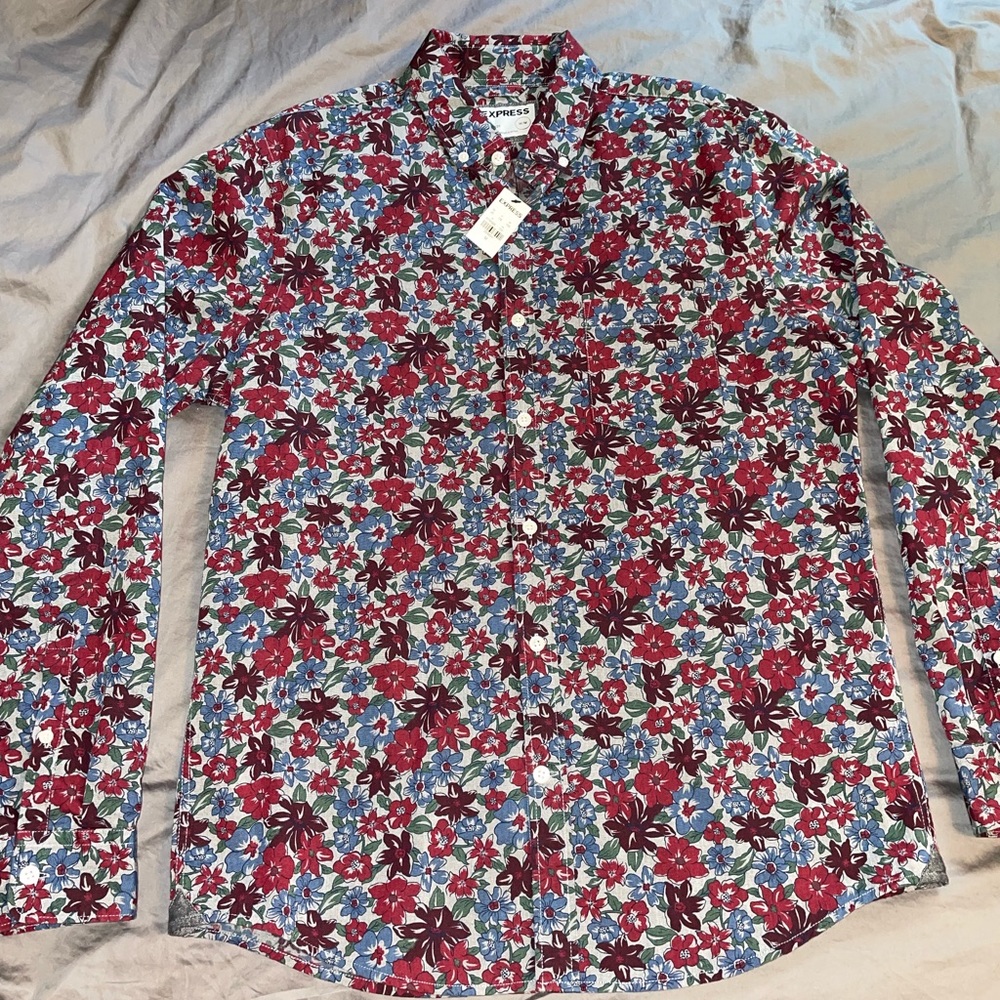 NWT Express Medium floral cotton Soft wash Shirt